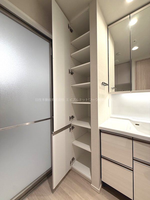  アイコニックタワー　新潟ステーション