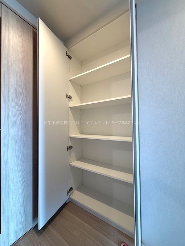  アイコニックタワー　新潟ステーション