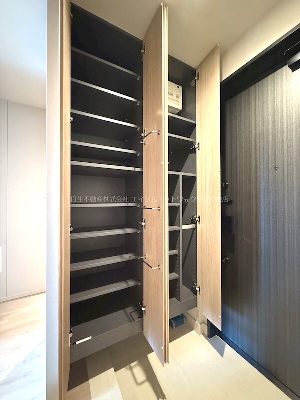  アイコニックタワー　新潟ステーション