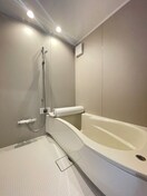  柳原3丁目A貸家