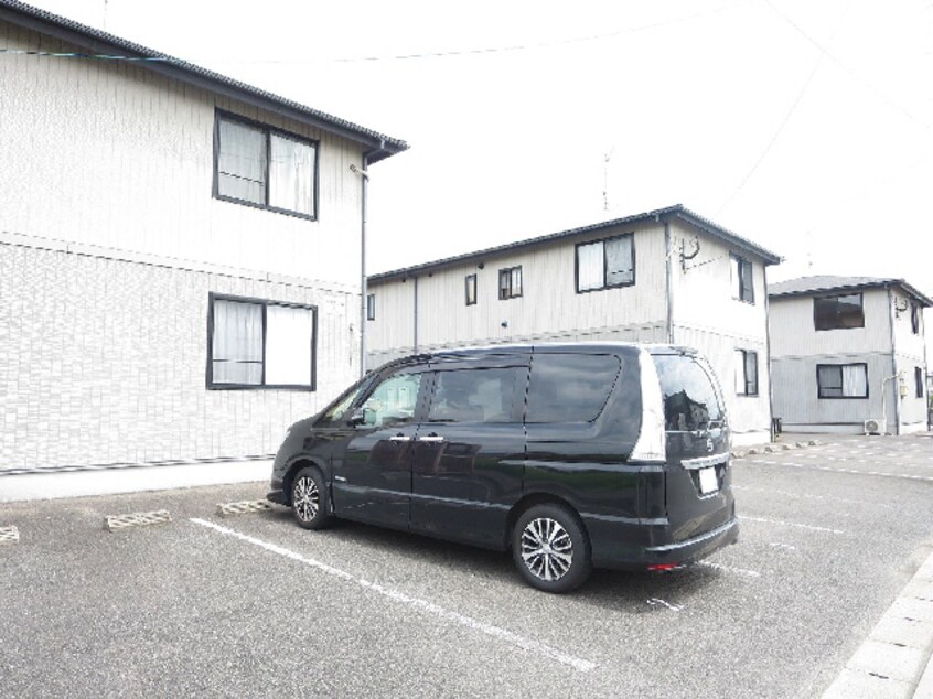  日豊本線/中津駅 車移動　4分2.3km 2階 築21年