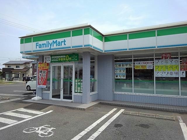 ファミリーマート中津永添店(コンビニ)まで453m 大分交通バス（中津市）/古城の坂 徒歩1分 2階 築18年