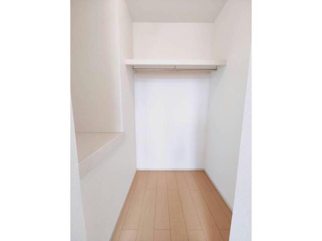  日豊本線/宇島駅 バス2分一本松下車:停歩4分 1-2階 築11年