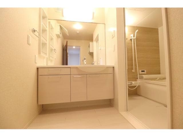  日豊本線/中津駅 徒歩16分 2階 築6年