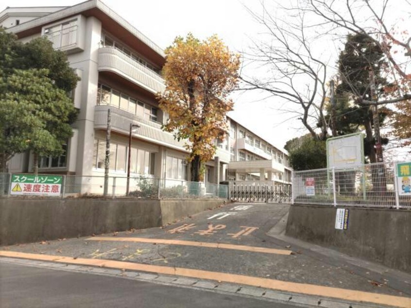 中津市立如水小学校(小学校)まで1388m 日豊本線/東中津駅 徒歩31分 2階 築19年