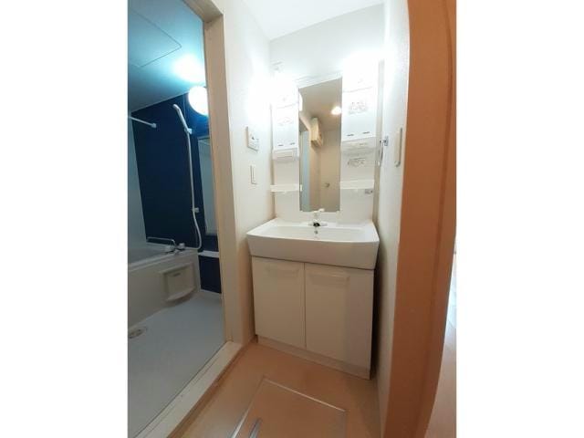  日豊本線/中津駅 バス15分鶴井郵便局前下車:停歩4分 1-2階 築14年