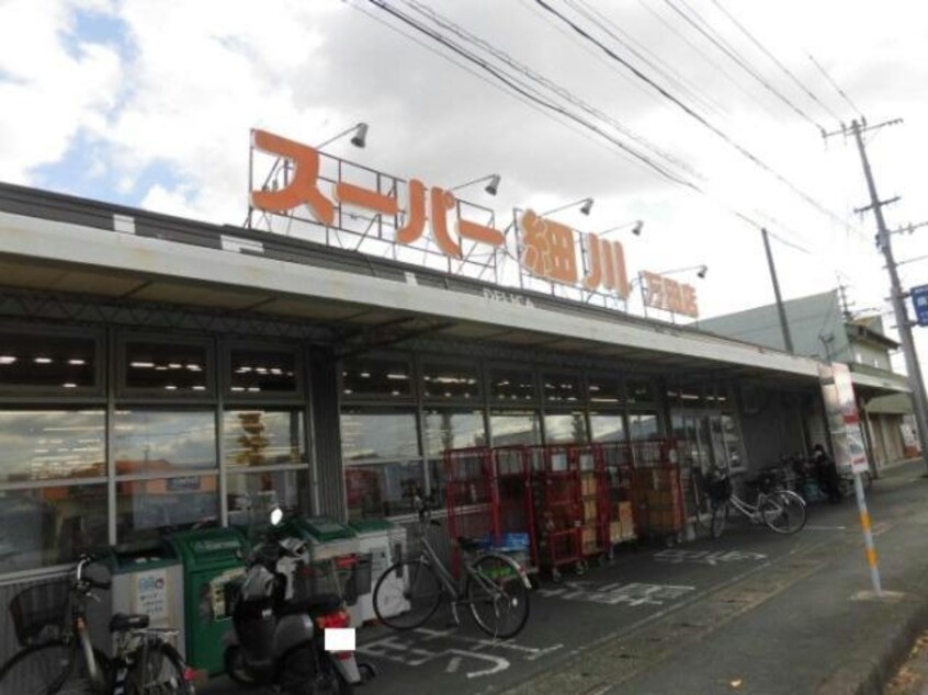 スーパー細川万田店(スーパー)まで490m 日豊本線/中津駅 バス15分鶴井郵便局前下車:停歩4分 1階 築14年