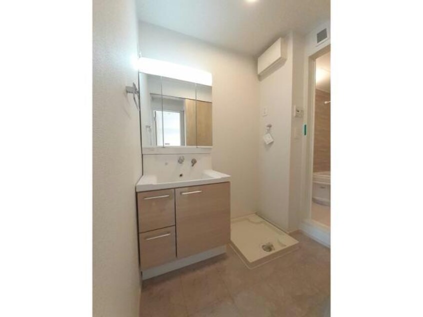  日豊本線/中津駅 徒歩31分 1階 築3年