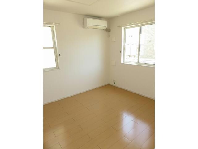  日豊本線/中津駅 バス15分鶴井郵便局前下車:停歩4分 1-2階 築14年