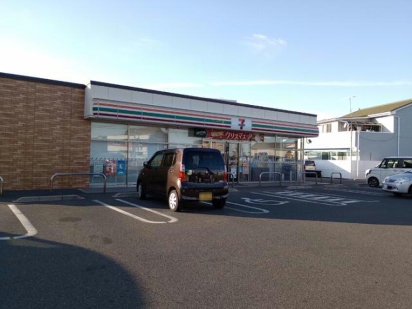 セブンイレブン福岡吉富店(コンビニ)まで241m 日豊本線/吉富駅 徒歩6分 2階 1年未満
