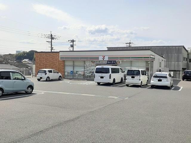 セブンイレブン福岡吉富店(コンビニ)まで459m 日豊本線/吉富駅 徒歩10分 1階 築1年