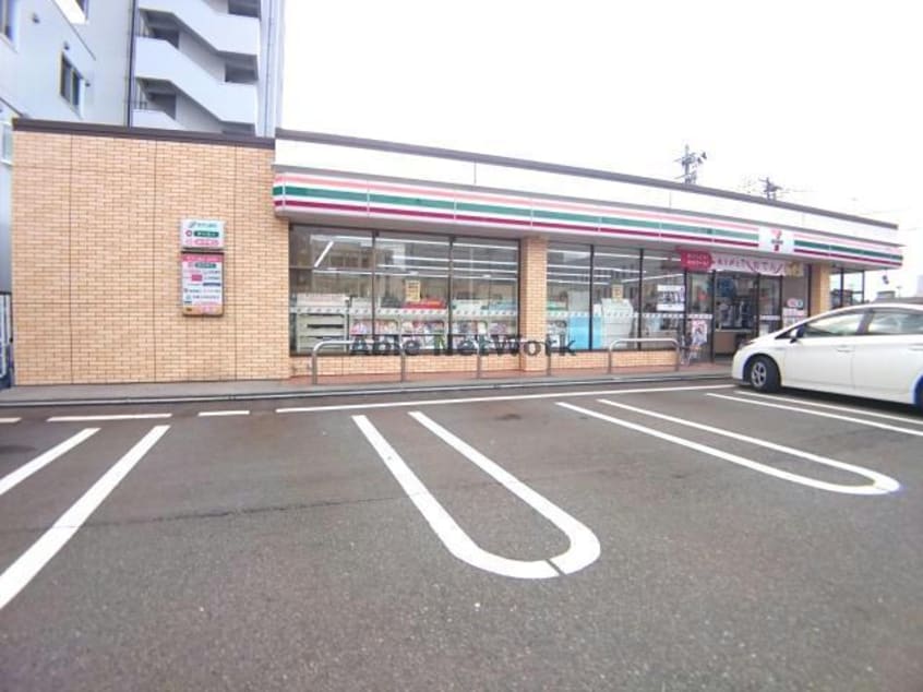 セブンイレブン長岡表町店(コンビニ)まで429m ベルミーユ