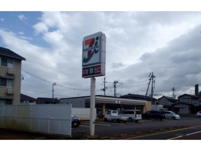 セブンイレブン長岡駅東口通り店(コンビニ)まで825m ＴＲ