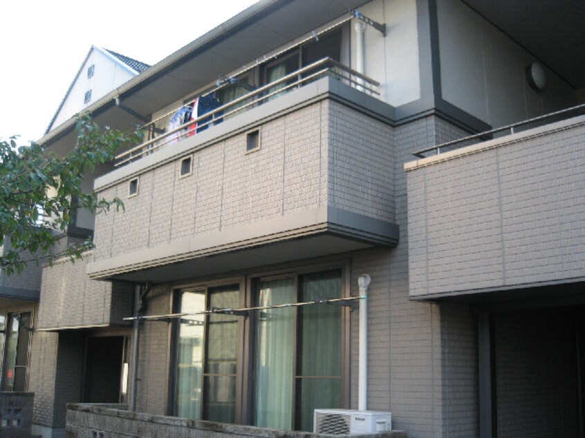  ラルジュ・リヴィエール