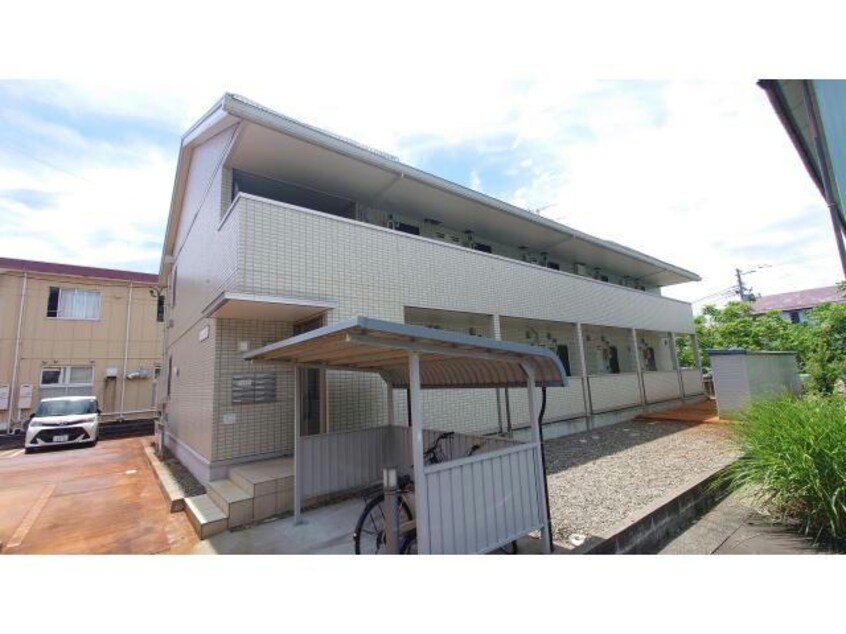 エントランス側 WHITE ROOM 曙