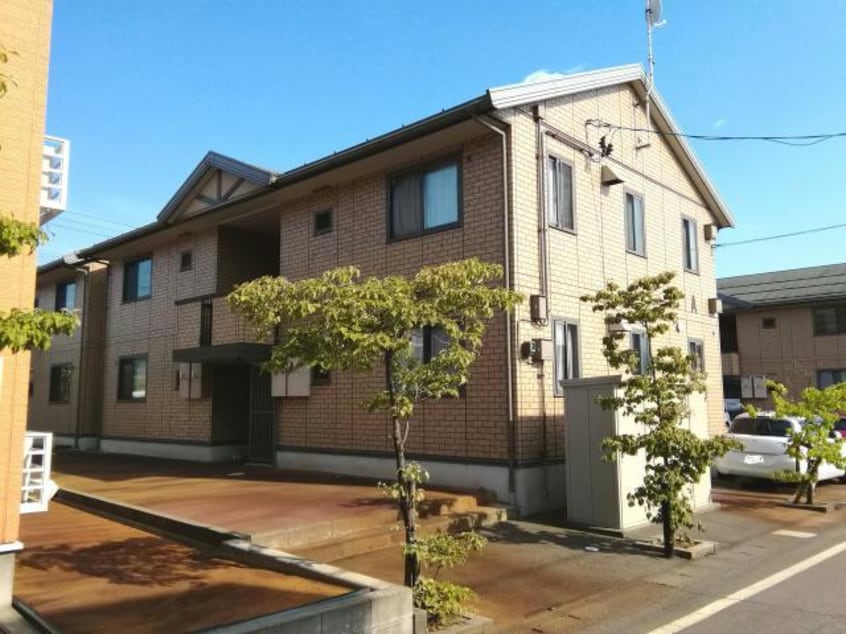  リビングタウン長岡