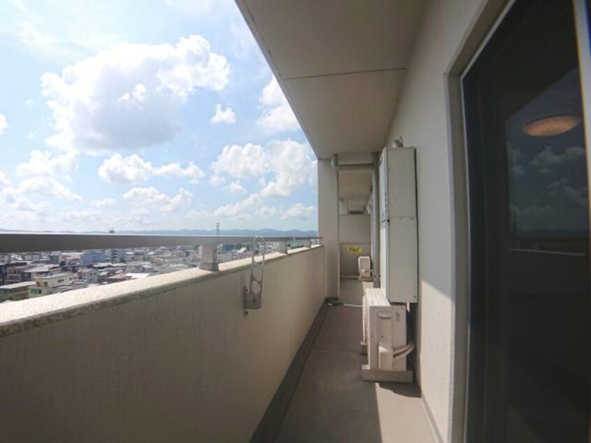  クレストスクエア