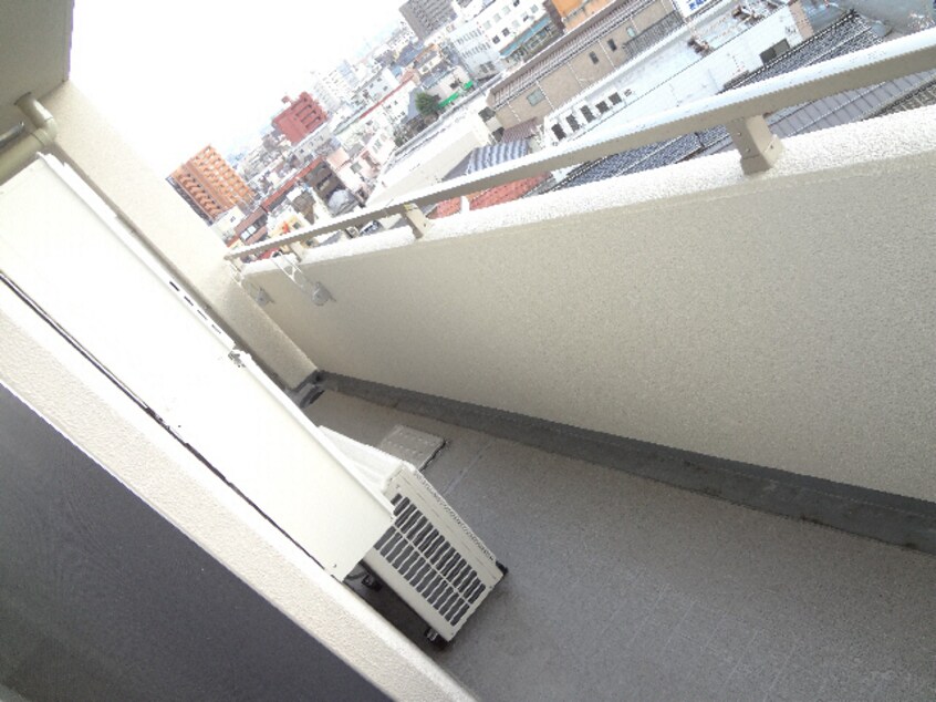  クレストスクエア