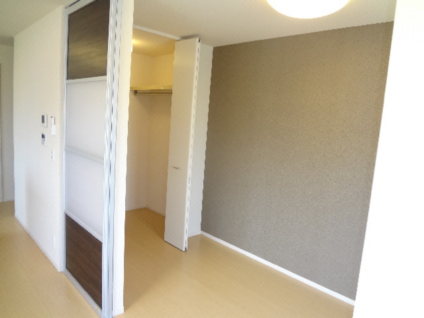  プリムヴェールＷＥＳＴ