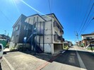 八木ハウジングの外観