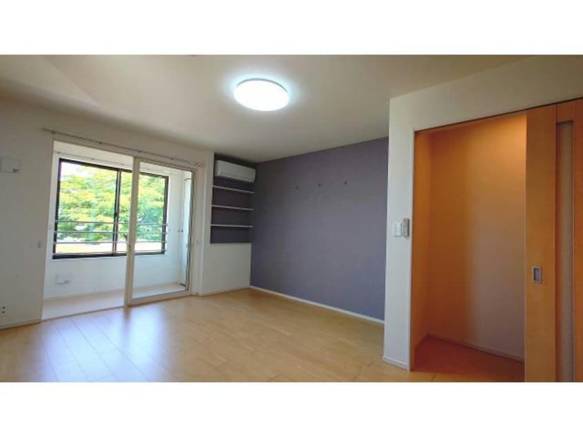  コンフォーティア