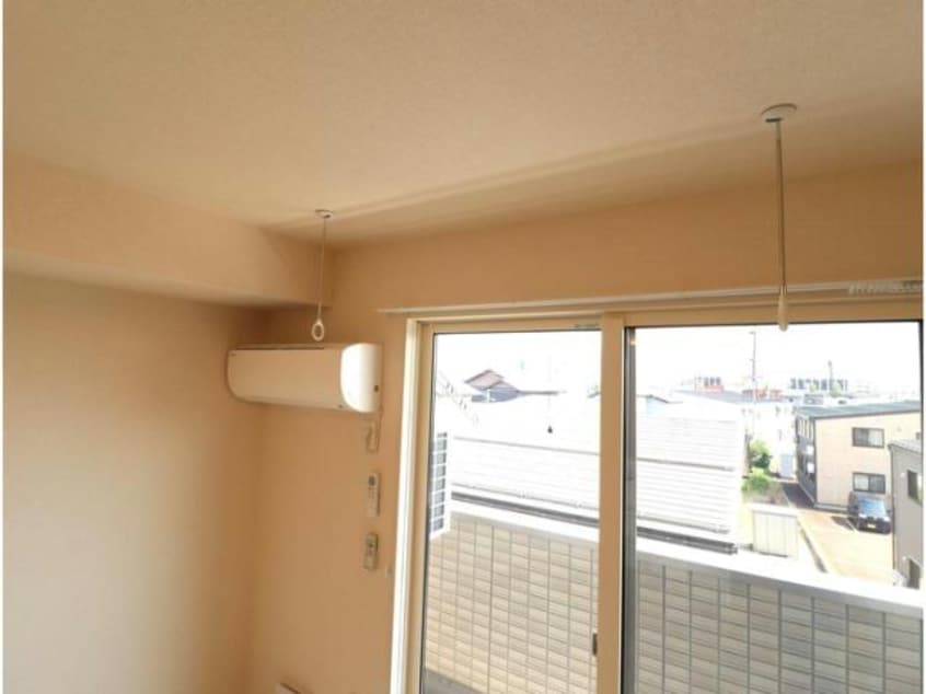  アンジュールオッツ