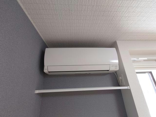  カレント　レジデンス　沢田