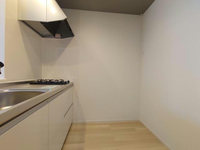  カレント　レジデンス　沢田