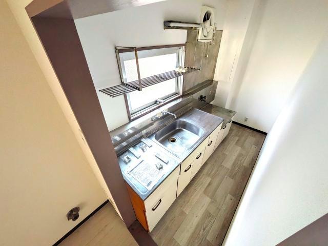  コーポ・エイト