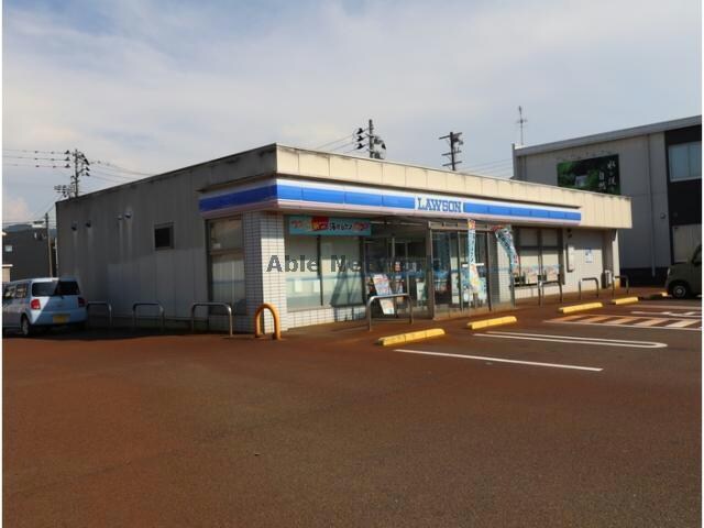 ローソン長岡笹崎一丁目店(コンビニ)まで696m プレジャーハウス