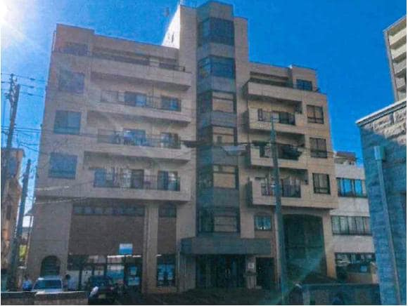  ノーベルウジタ