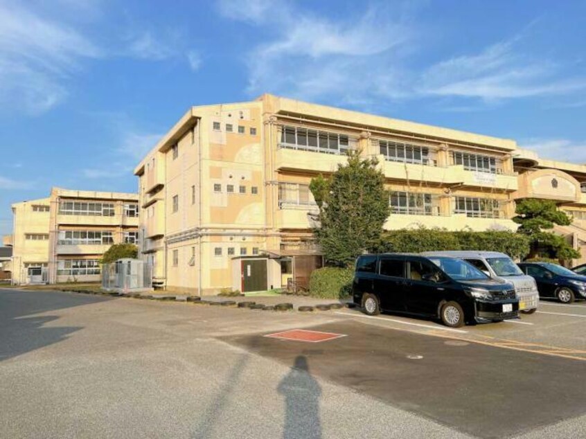 宇部市立琴芝小学校(小学校)まで743m※校区は市役所にご確認ください グリーンヒル