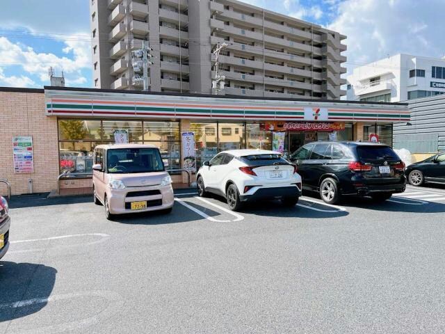 セブンイレブン宇部若松町店(コンビニ)まで766m ヴィラ・アンぺリアル