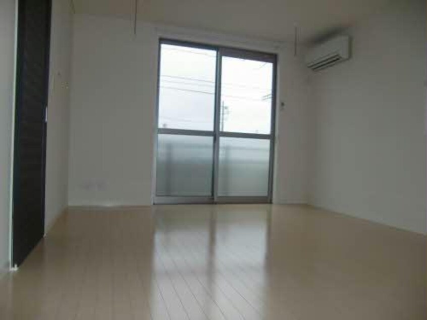  シャーメゾン　カーザ・フェリース