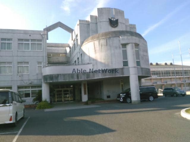 山陽小野田市立高千帆中学校(中学校/中等教育学校)まで1621m※校区は市役所にご確認ください シャーメゾン　カーザ・フェリース