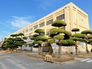 宇部市立新川小学校(小学校)まで1747m※校区は市役所にご確認ください シャーメゾン・キュプラ