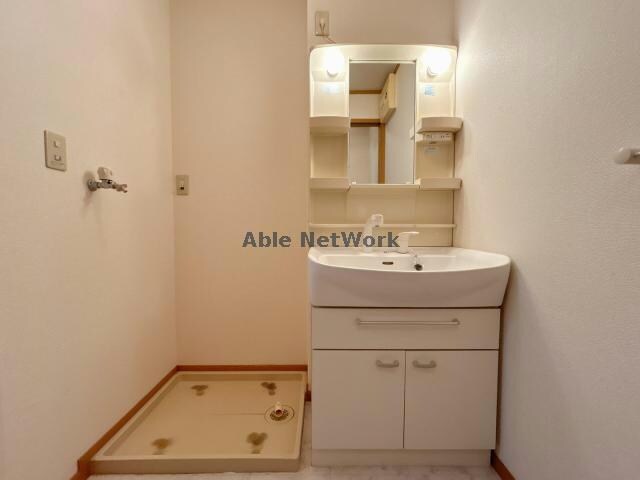  ブリーズ　スクエア