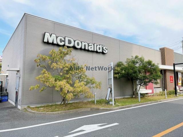 マクドナルド490宇部店(その他飲食（ファミレスなど）)まで885m ウェルスＵ