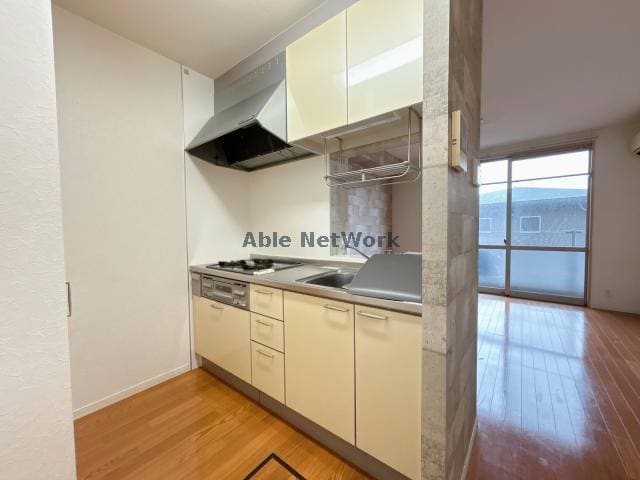  シャーメゾン　ルシエル