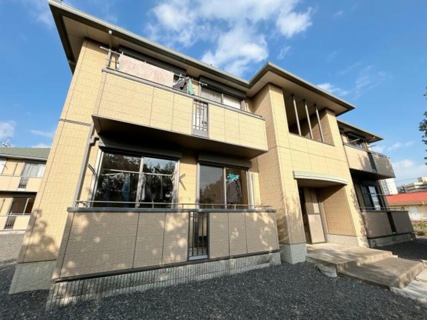 B メゾン　ブラ・ド・メール A・B