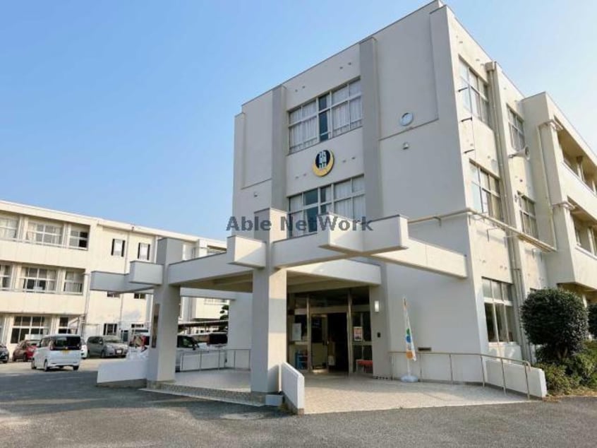 宇部市立小羽山小学校(小学校)まで930m※校区は市役所にご確認ください コーポドリームⅡ