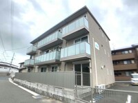 シャーメゾン小串