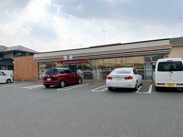セブンイレブン宇部西平原店(コンビニ)まで554m レジデンスＣＡＬＭ－Ａ