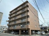 ウベマンション