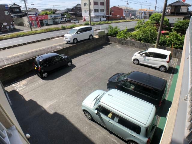 駐車場 コーポ林
