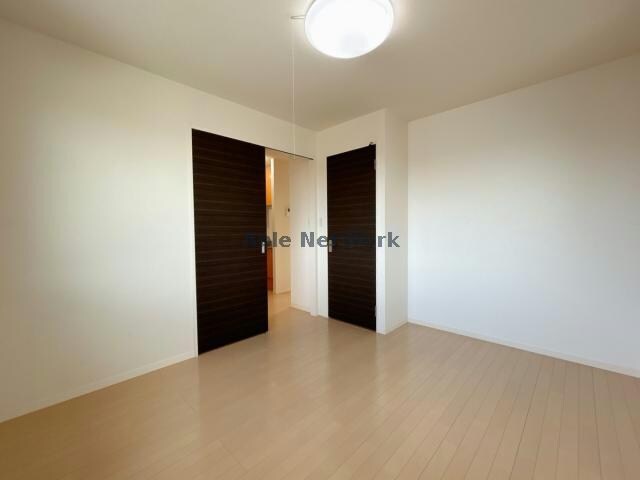  シャーメゾンロビンソン