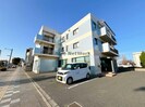 クリスタル松山町の外観