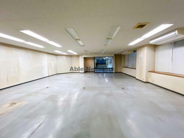  クリスタル松山町