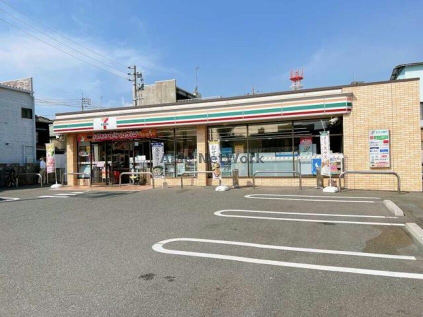 セブンイレブン宇部寿町店(コンビニ)まで961m 西喜荘