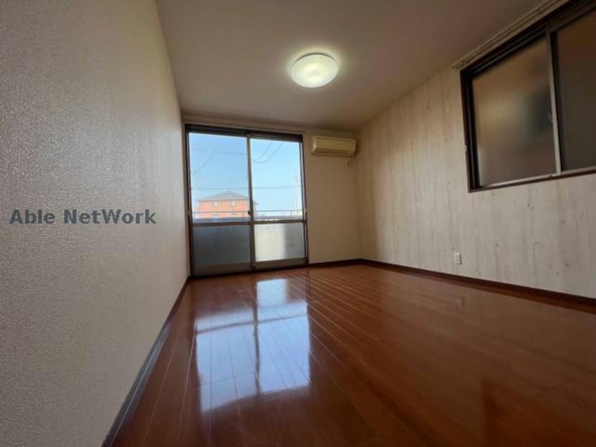  シャーメゾン洛陽　C棟